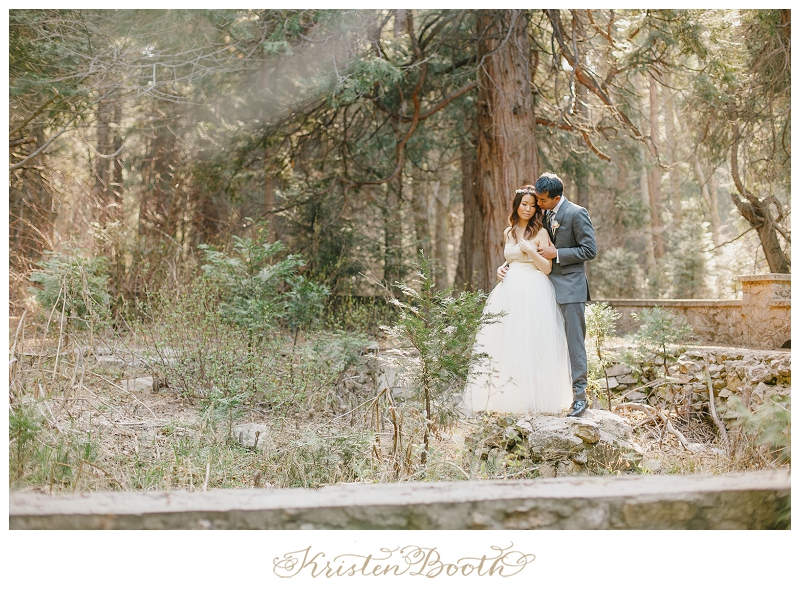 Whimsical-Forest-Anniversary-Photos-09