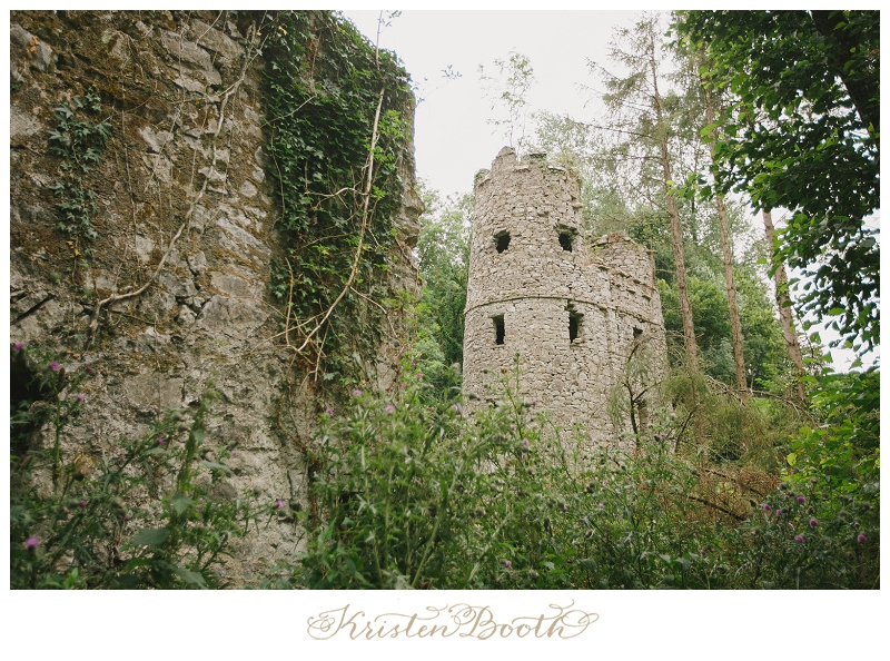 Ireland- Castle-Ruin-Engagement-Photos-05