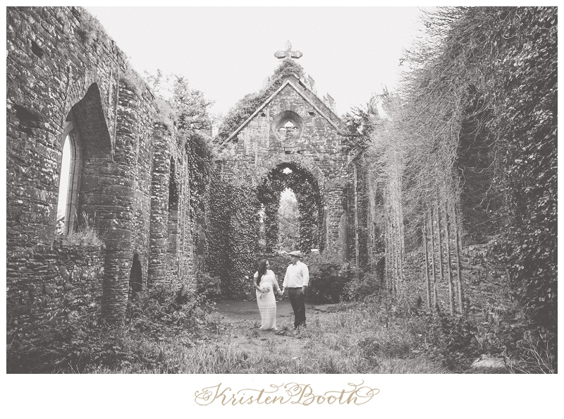 Ireland- Castle-Ruin-Engagement-Photos-18