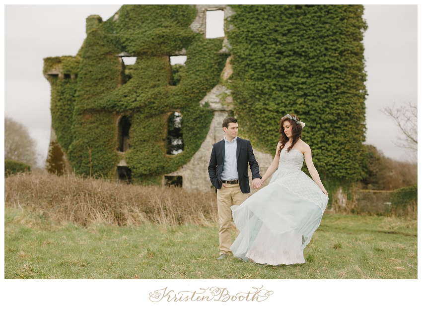 Ireland-Castle-Ruin-Engagement-Photos-13