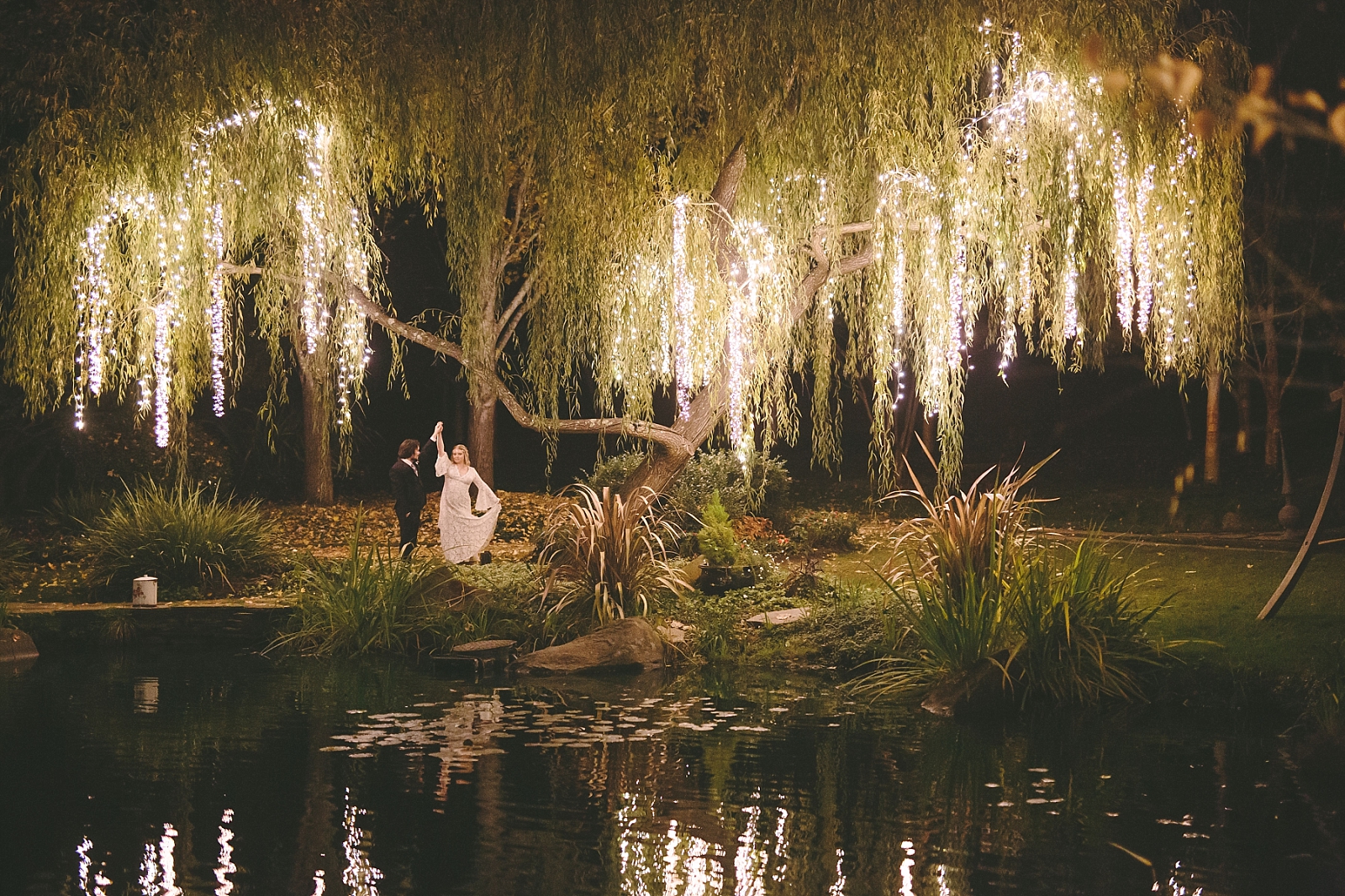 Fairytale wedding photos at night